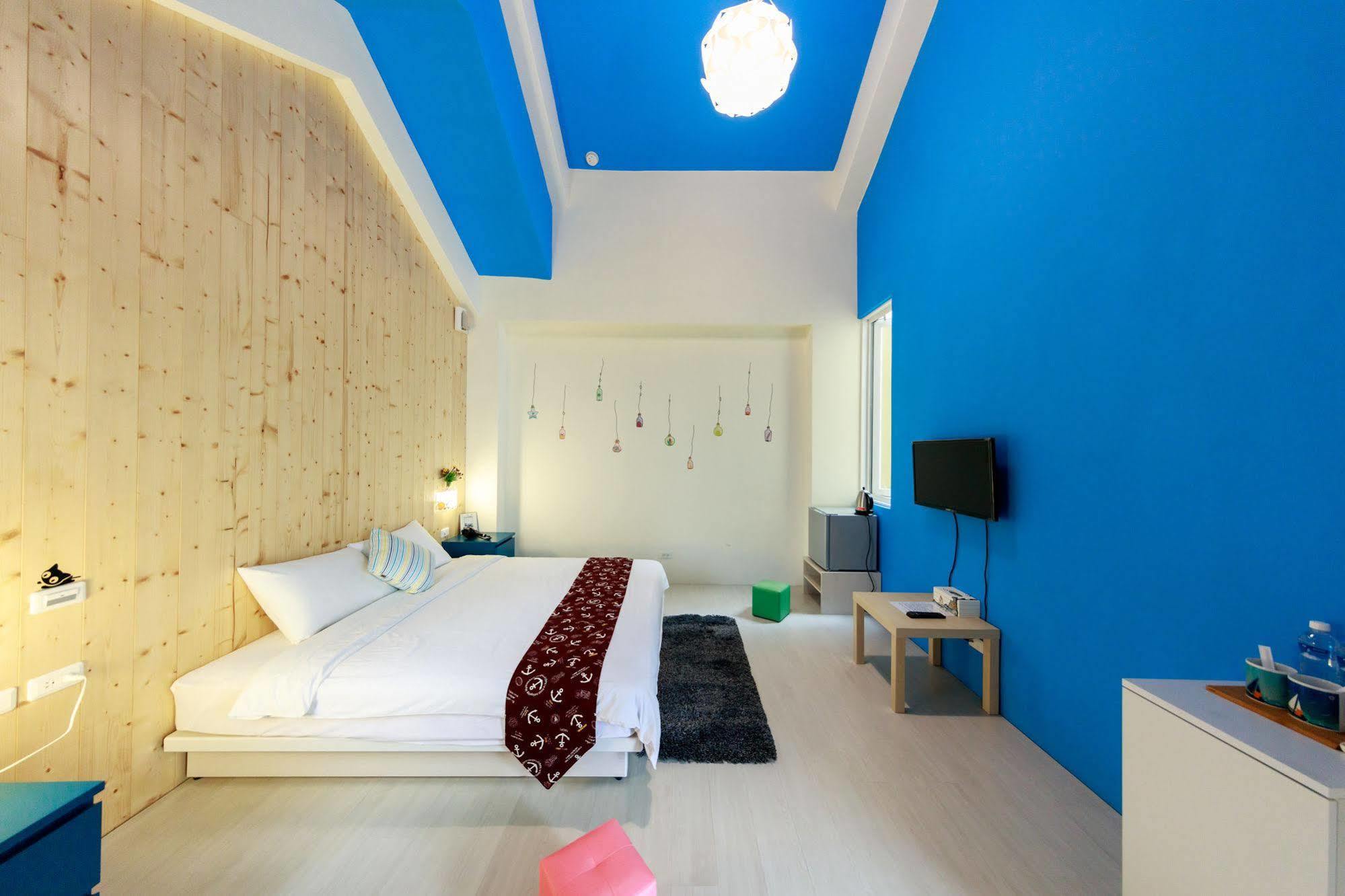 Bear Giant Castle Apartment Hualien City Exterior photo
