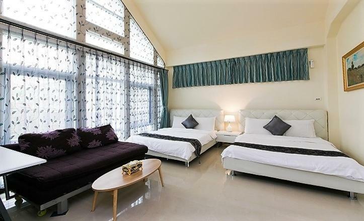 Bear Giant Castle Apartment Hualien City Exterior photo