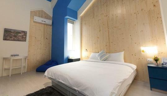 Bear Giant Castle Apartment Hualien City Exterior photo