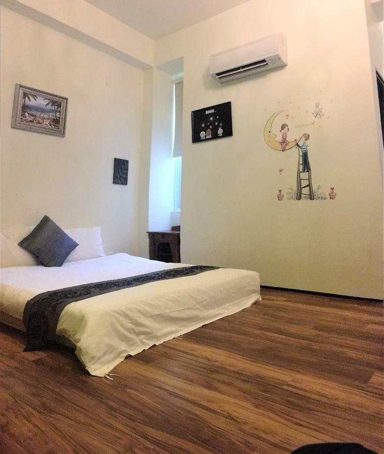 Bear Giant Castle Apartment Hualien City Exterior photo